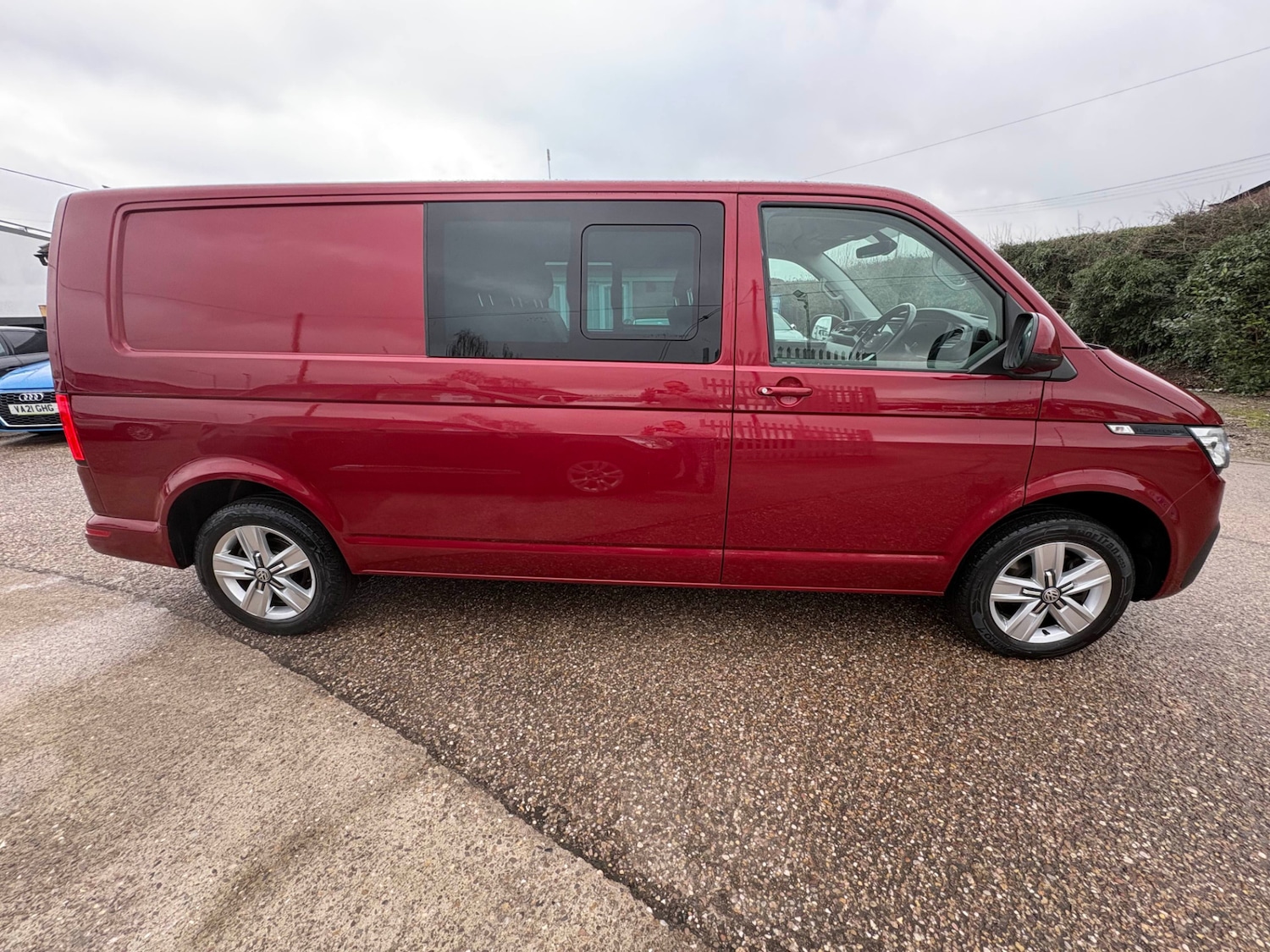 Used Volkswagen Transporter 2020 for sale - 77363715: Photo 2