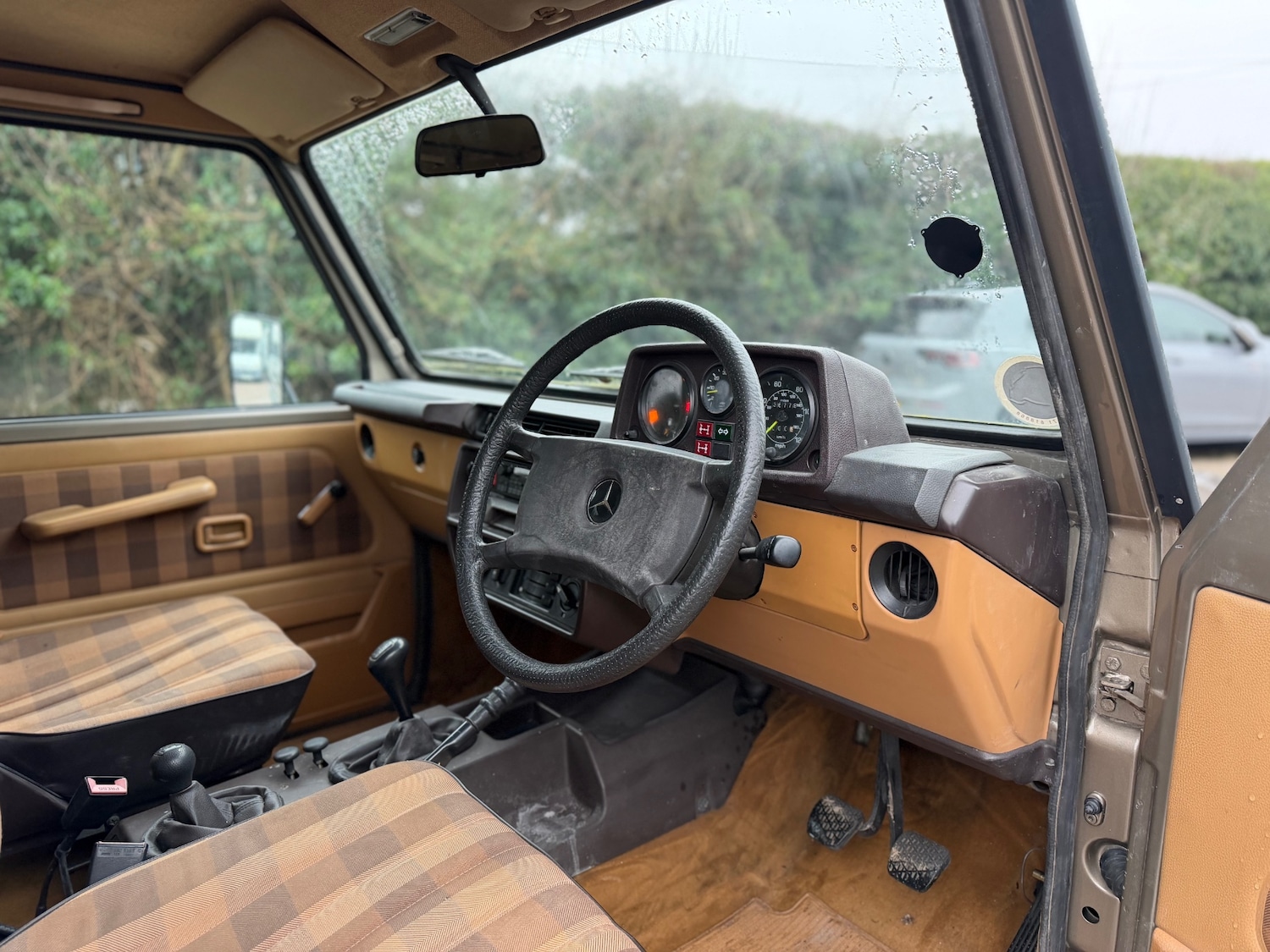 Used Mercedes-Benz 300 GD 1990 for sale - 77136636: Photo 10