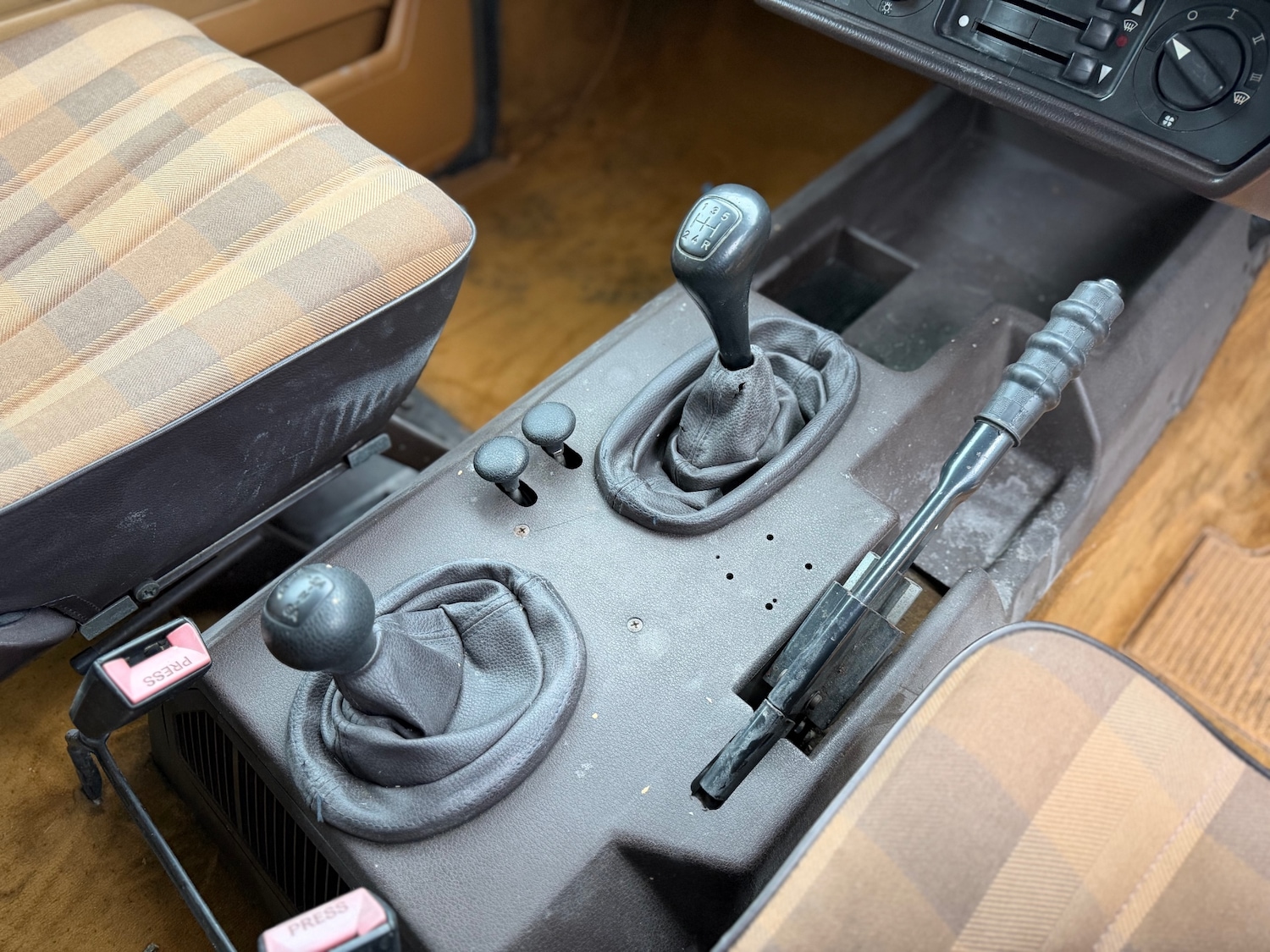 Used Mercedes-Benz 300 GD 1990 for sale - 77136636: Photo 13