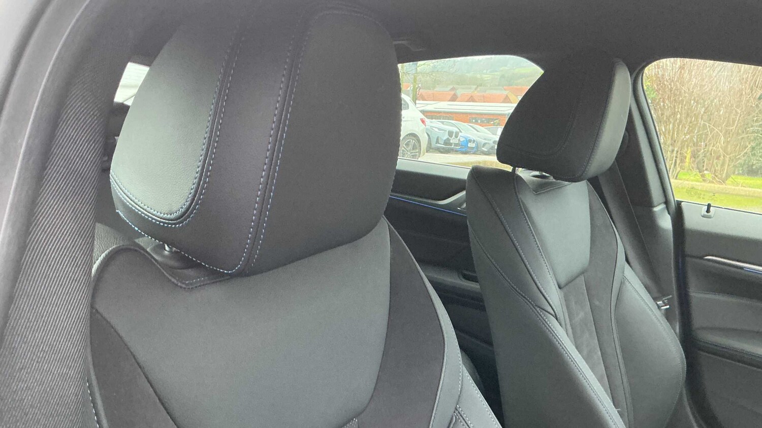 Used BMW i4 2022 for sale - 77348055: Photo 19