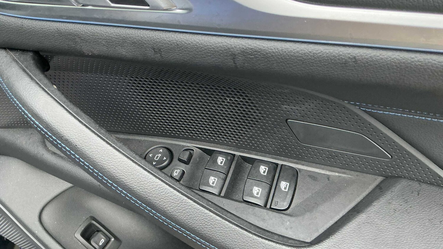 Used BMW i4 2022 for sale - 77348055: Photo 24