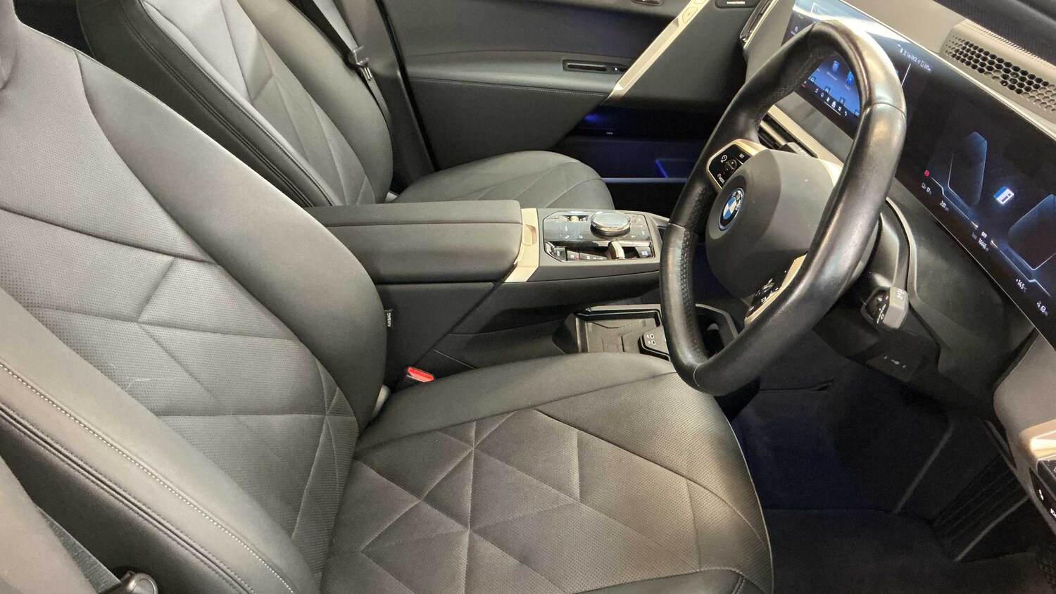 Used BMW iX 2023 for sale - 76141810: Photo 24