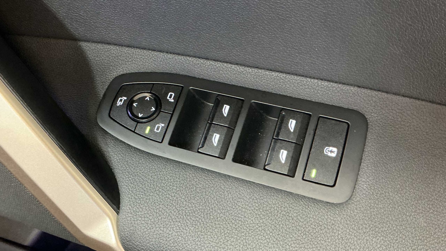 Used BMW iX 2023 for sale - 76141810: Photo 29