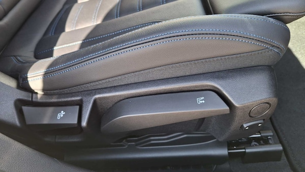 Used BMW 3 Series 2025 for sale - 75217841: Photo 23