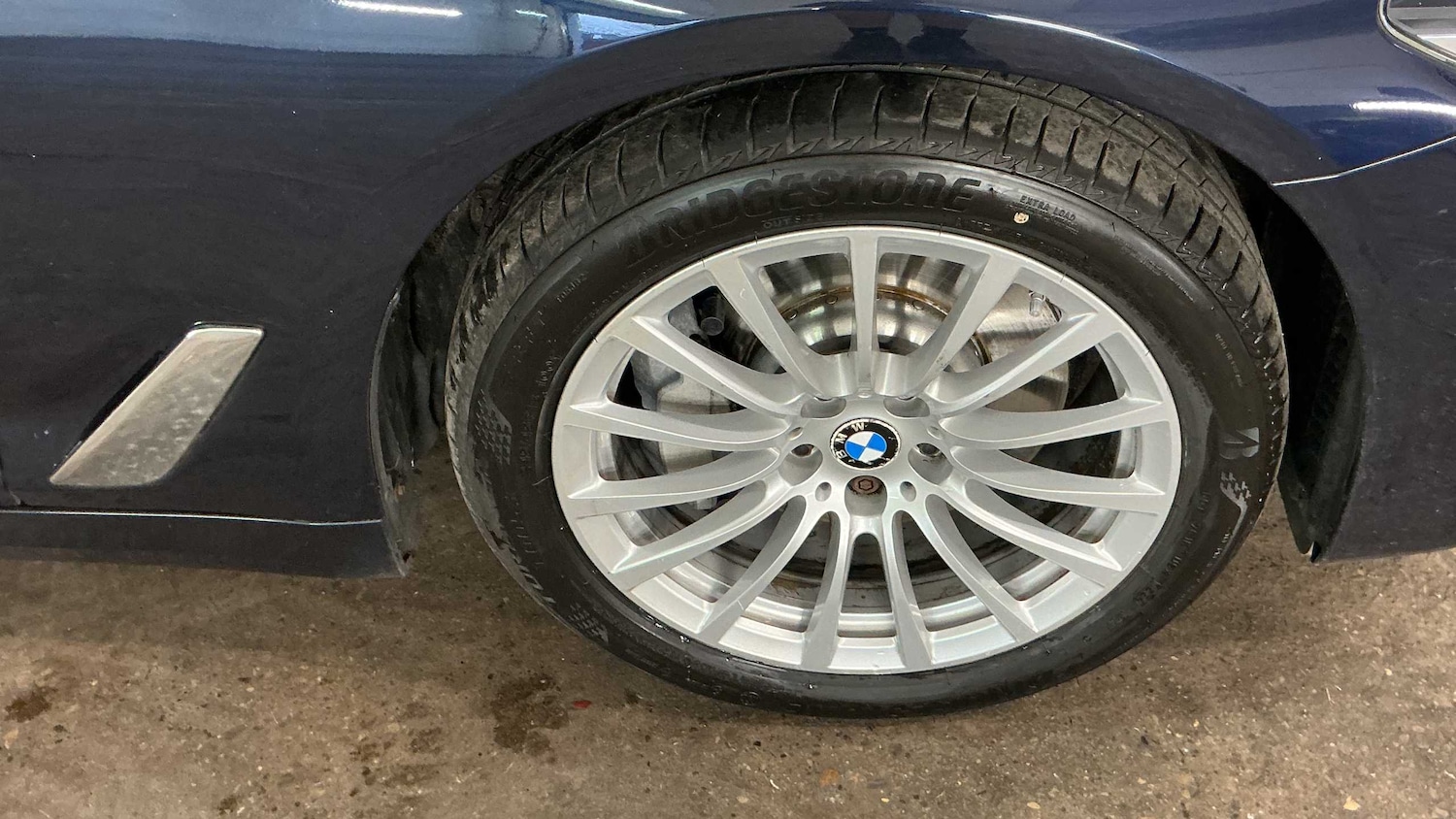 Used BMW 5 Series 2018 for sale - 77123302: Photo 11