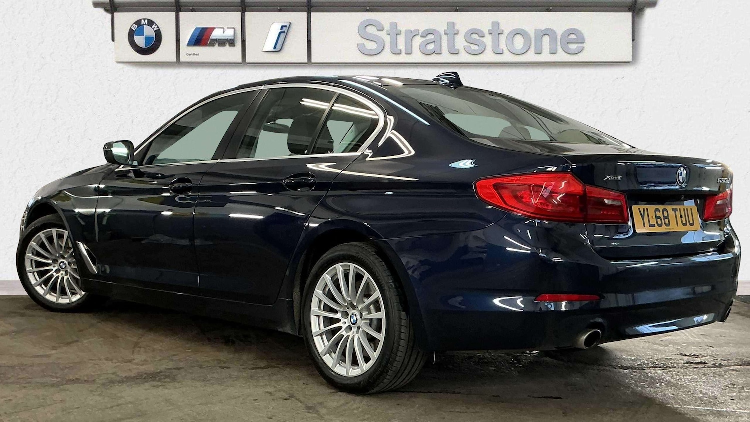 Used BMW 5 Series 2018 for sale - 77123302: Photo 2