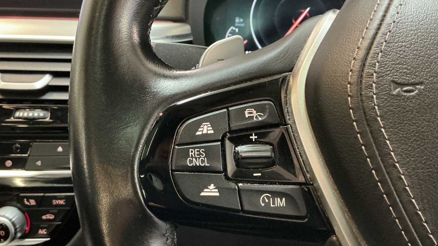 Used BMW 5 Series 2018 for sale - 77123302: Photo 21