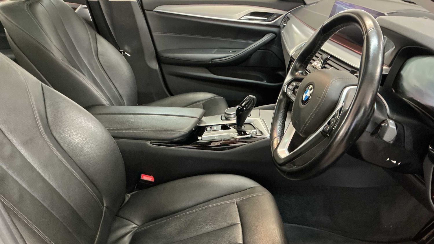 Used BMW 5 Series 2018 for sale - 77123302: Photo 23