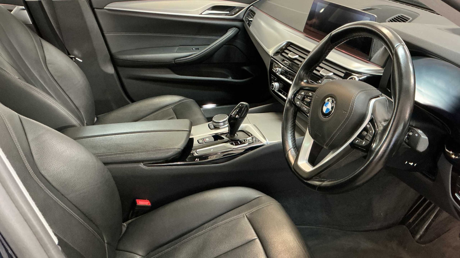 Used BMW 5 Series 2018 for sale - 77123302: Photo 5