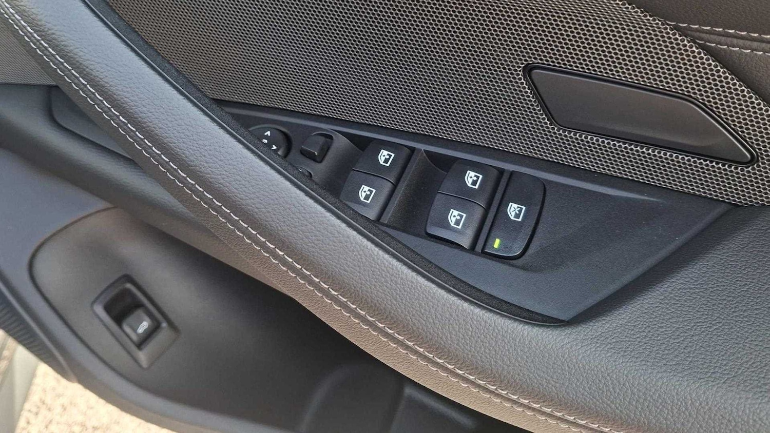 Used BMW i4 2025 for sale - 76373778: Photo 17