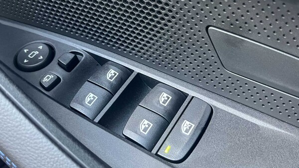Used BMW i4 2024 for sale - 75217896: Photo 20