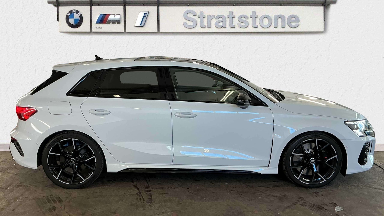 Used Audi RS3 2023 for sale - 76113465: Photo 3
