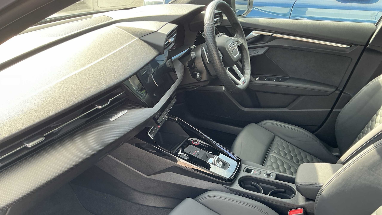 Used Audi RS3 2023 for sale - 76113465: Photo 7