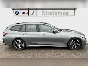 Used BMW 3 Series 2023 for sale - 76170107: Photo