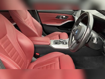 Used BMW 3 Series 2023 for sale - 76170107: Photo