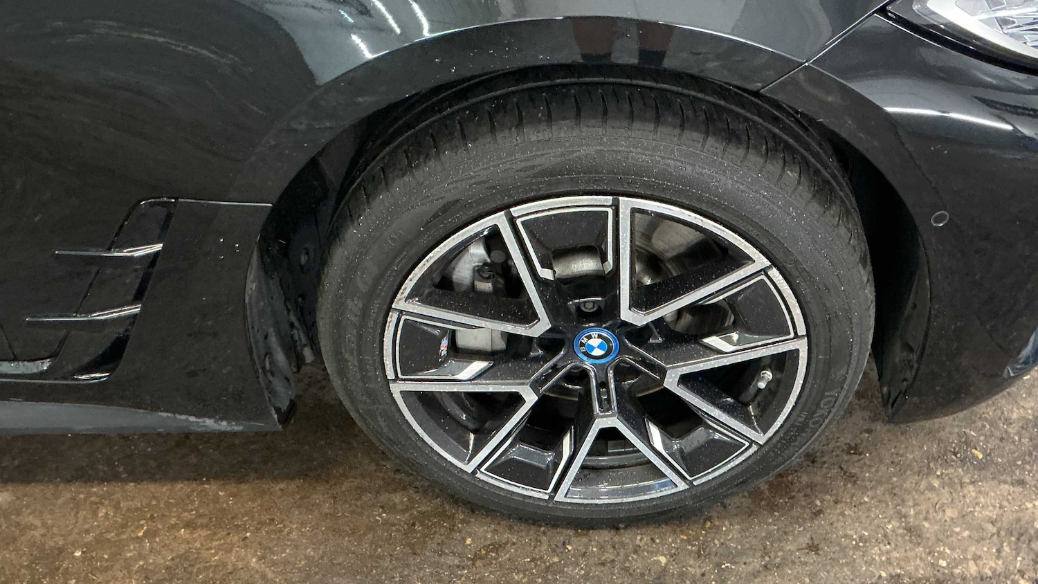 Used BMW i4 2023 for sale - 76476007: Photo 11