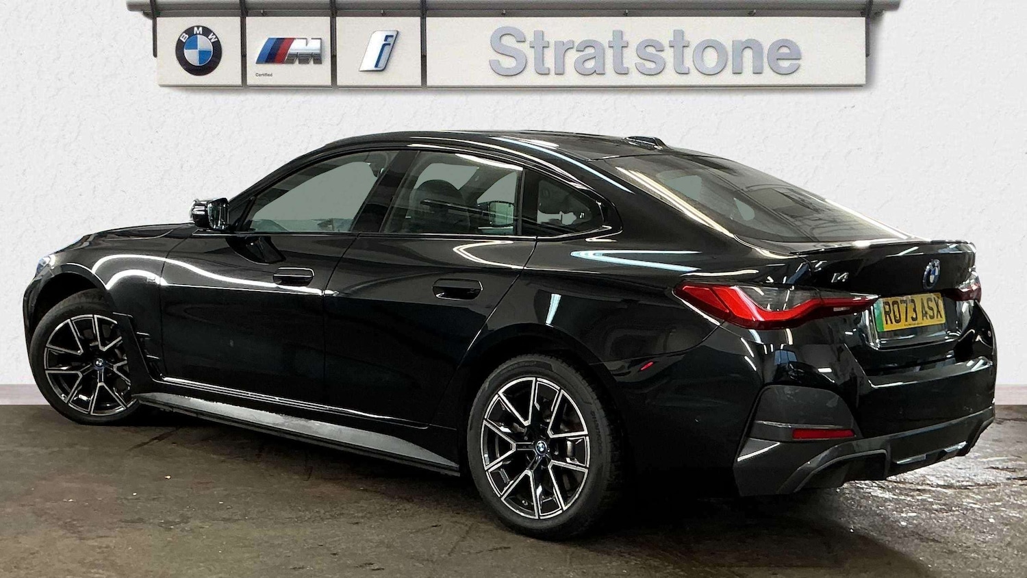 Used BMW i4 2023 for sale - 76476007: Photo 2