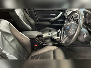 Used BMW 4 Series 2018 for sale - 77527036: Photo