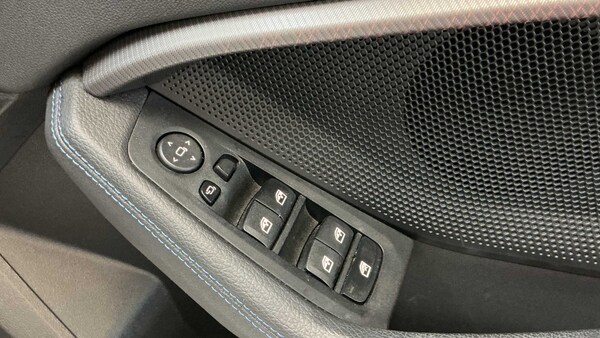 Used BMW 1 Series 2022 for sale - 76205281: Photo 25