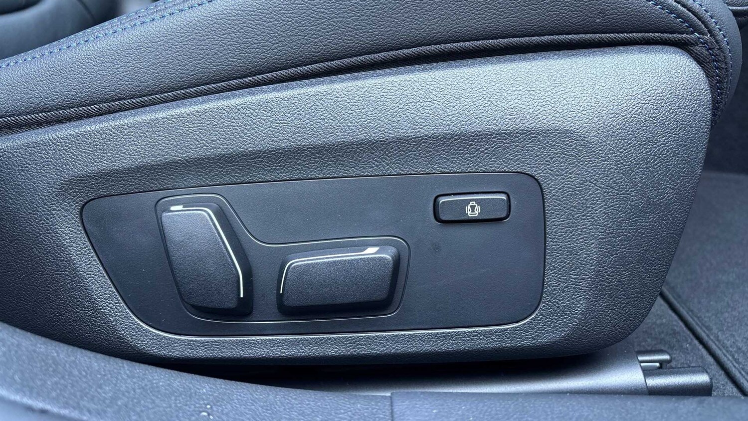 Used BMW i4 2025 for sale - 77500408: Photo 28