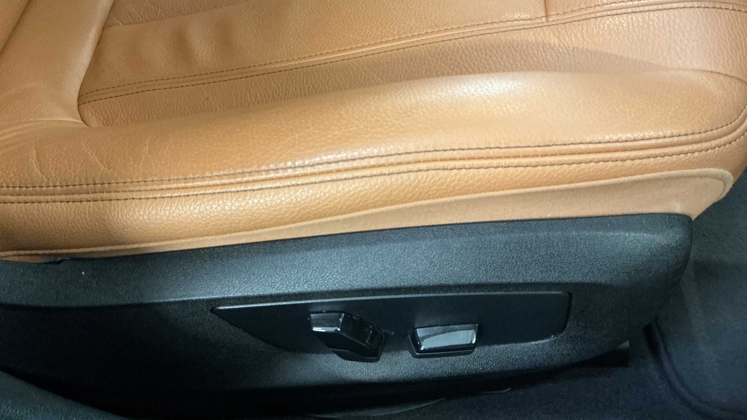 Used BMW 5 Series 2018 for sale - 77661085: Photo 12