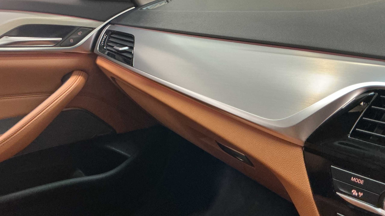 Used BMW 5 Series 2018 for sale - 77661085: Photo 27