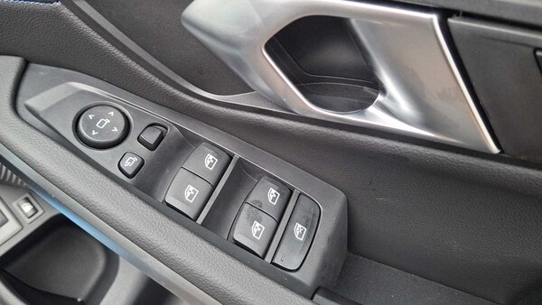 Used BMW 3 Series 2025 for sale - 75390541: Photo 17