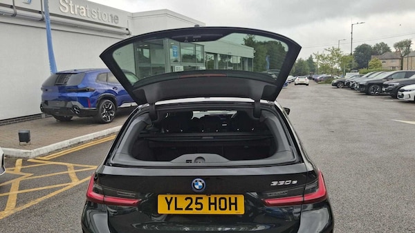 Used BMW 3 Series 2025 for sale - 75390541: Photo 6