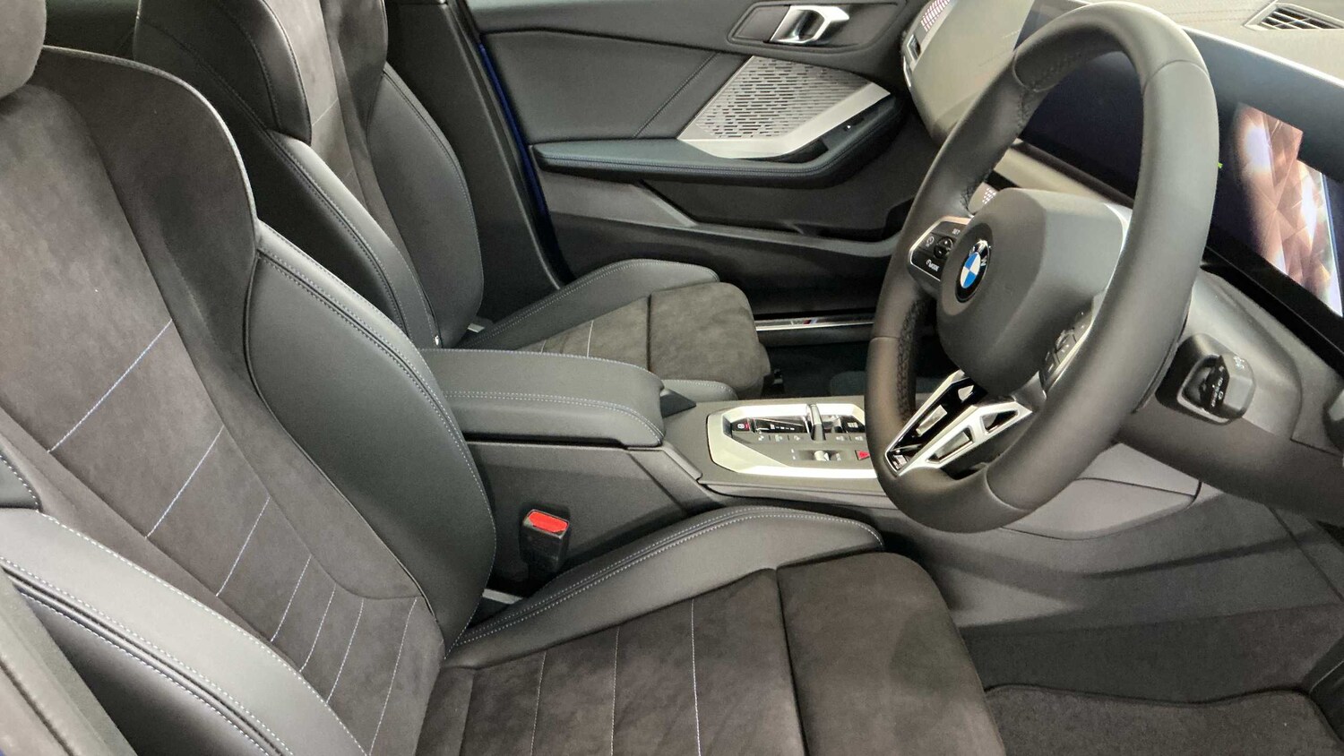 Used BMW 1 Series 2025 for sale - 76339705: Photo 12