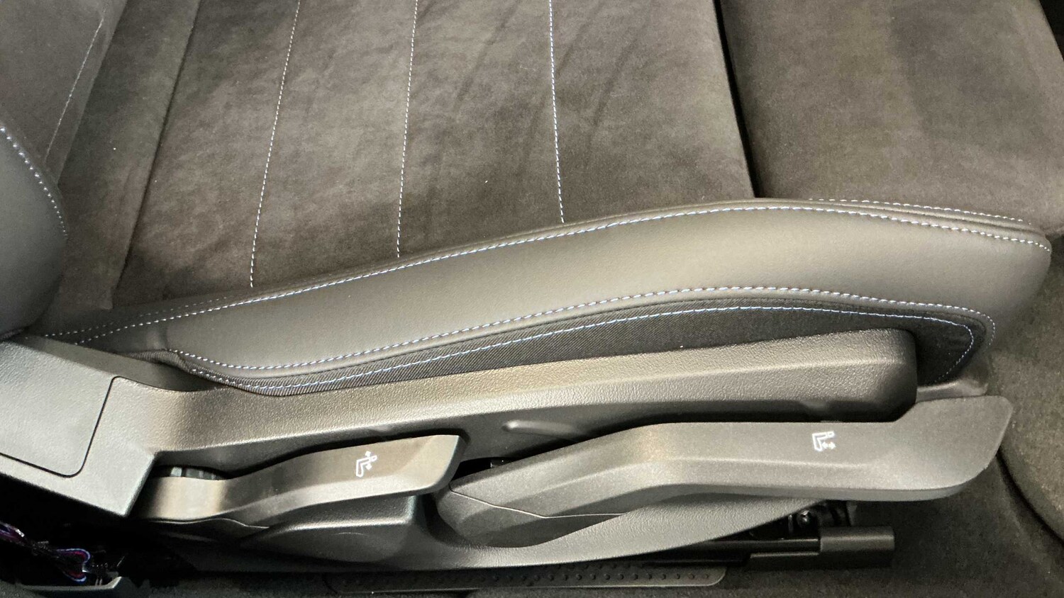 Used BMW 1 Series 2025 for sale - 76339705: Photo 21