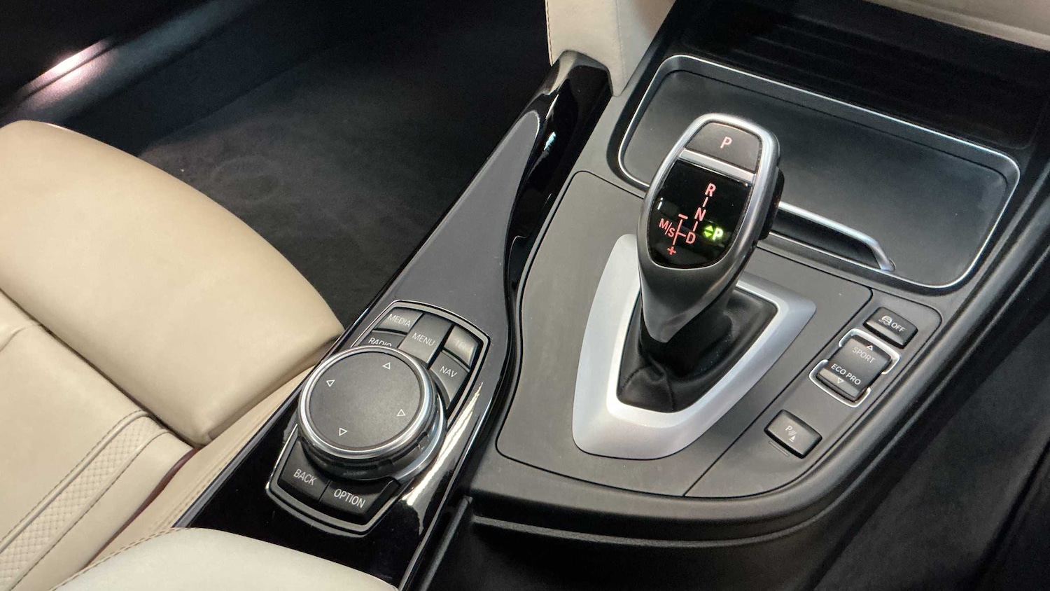 Used BMW 3 Series for sale - 77257369: Photo 9