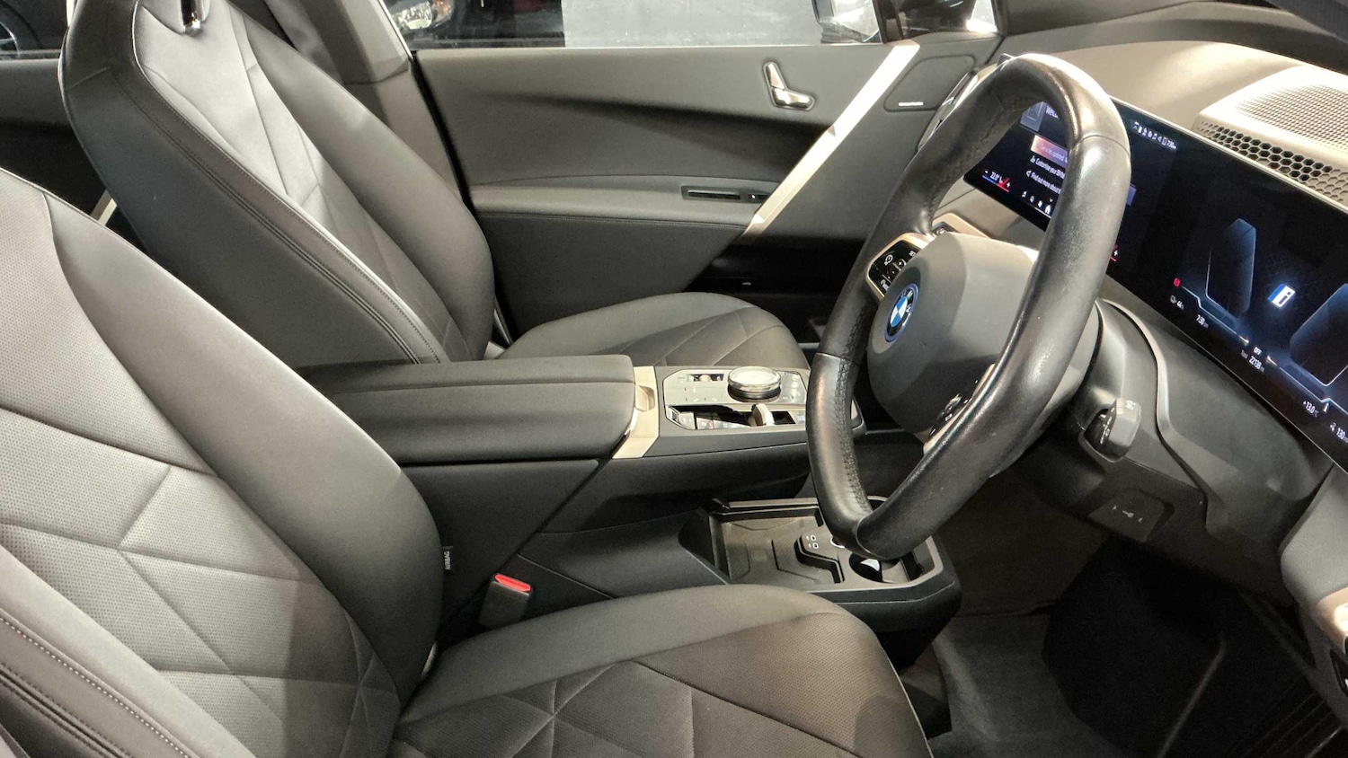 Used BMW iX 2024 for sale - 77886001: Photo 23