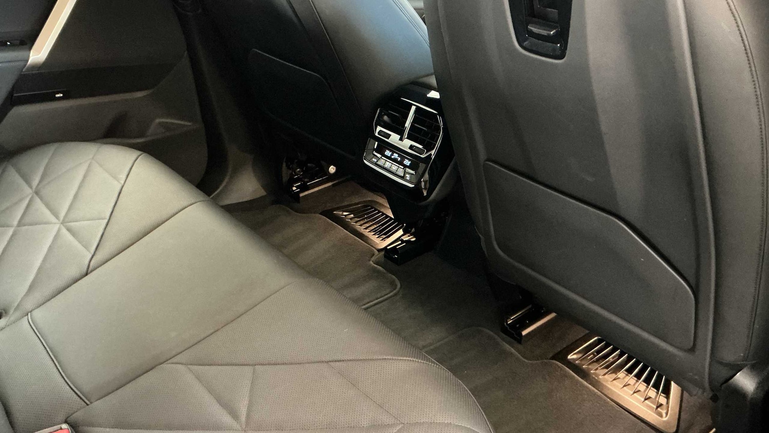 Used BMW iX 2024 for sale - 77886001: Photo 26