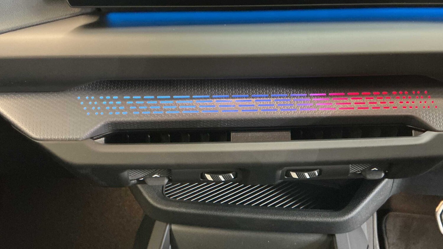 Used BMW 1 Series 2025 for sale - 76339718: Photo 26