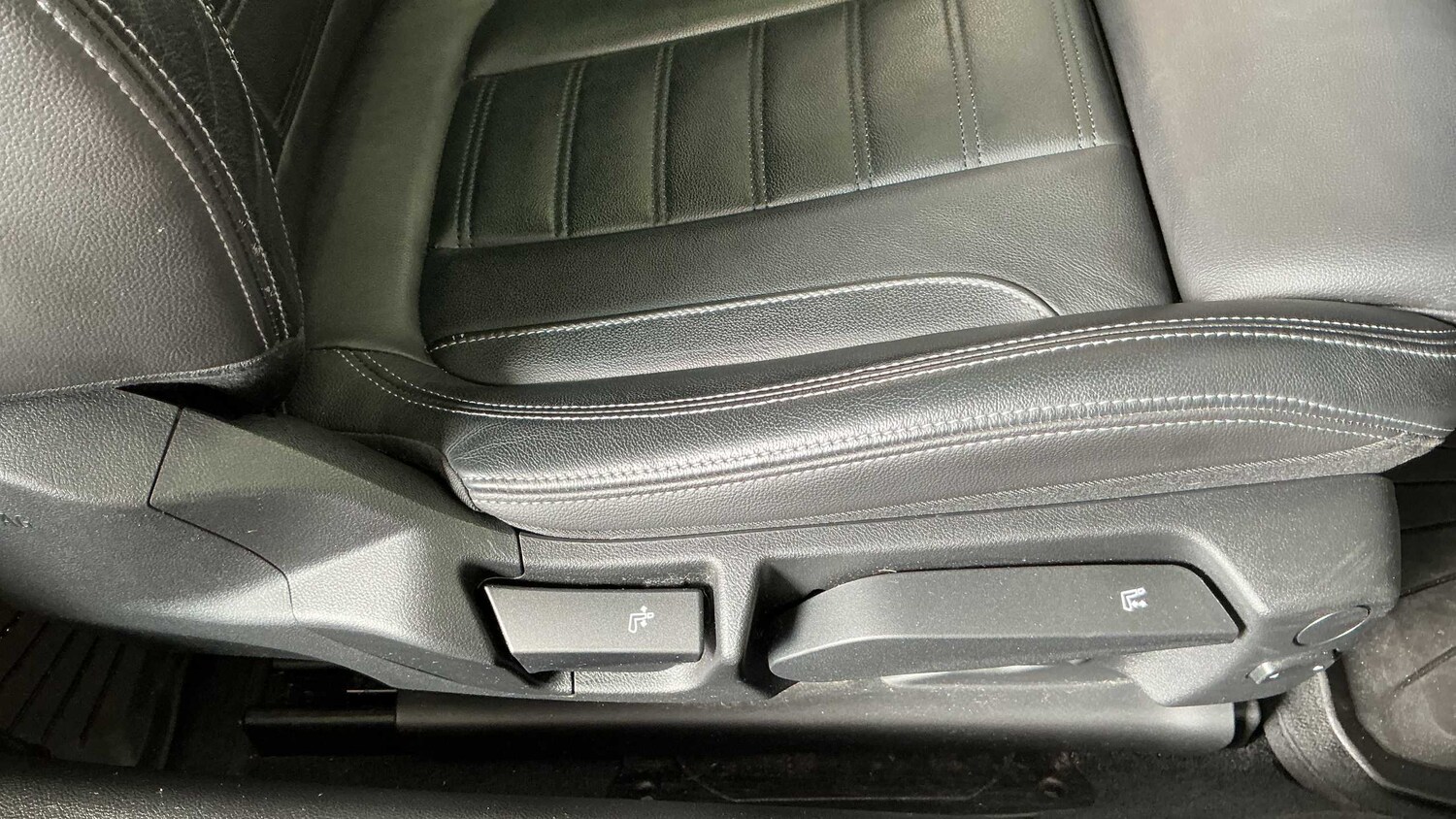 Used BMW 4 Series 2023 for sale - 77842337: Photo 25