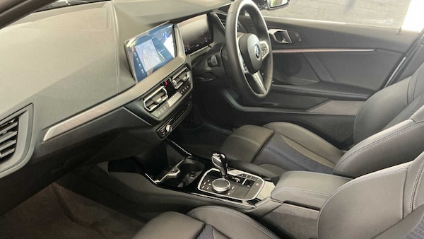 Used BMW 1 Series 2024 for sale - 76230372: Photo 8