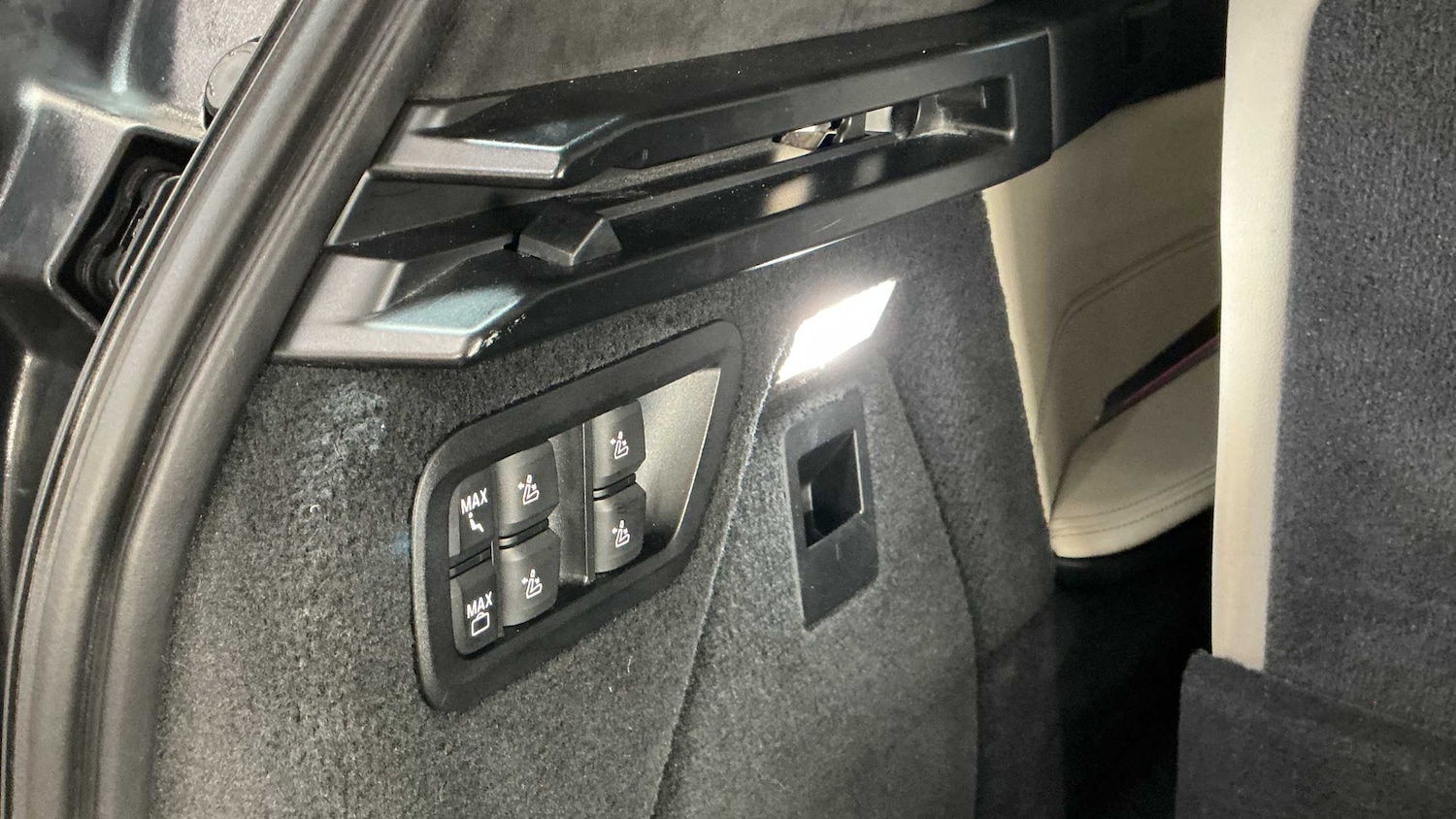 Used BMW X7 for sale - 77194456: Photo 28