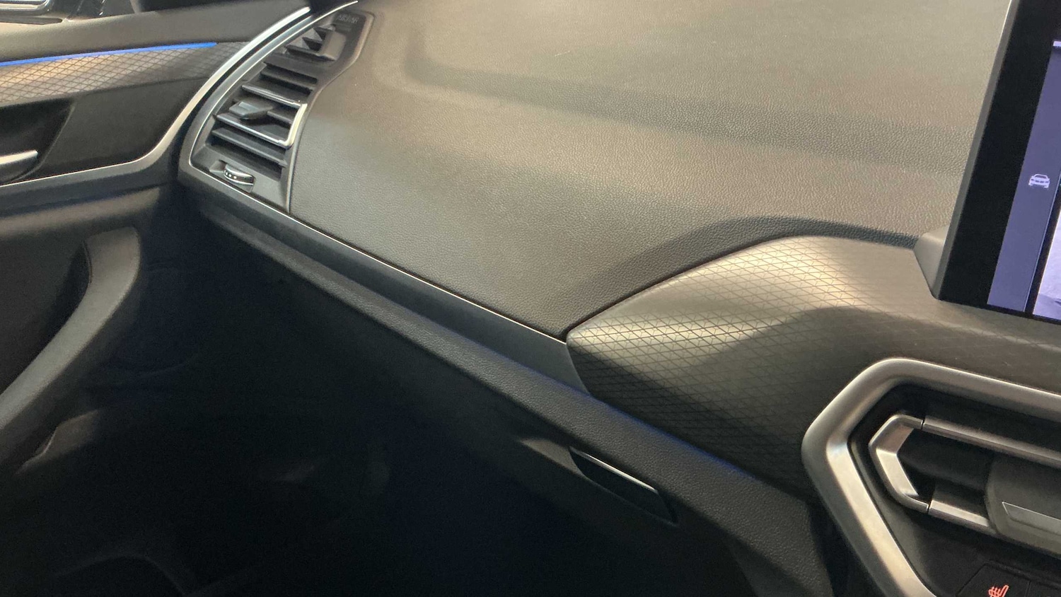 Used BMW X3 2024 for sale - 77972992: Photo 24