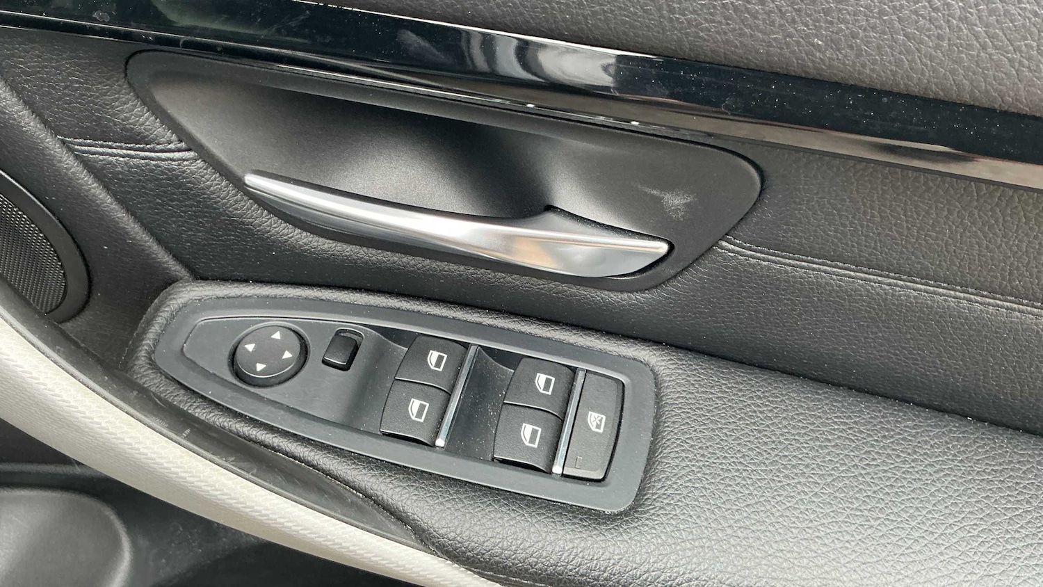 Used BMW 3 Series 2016 for sale - 78187783: Photo 27