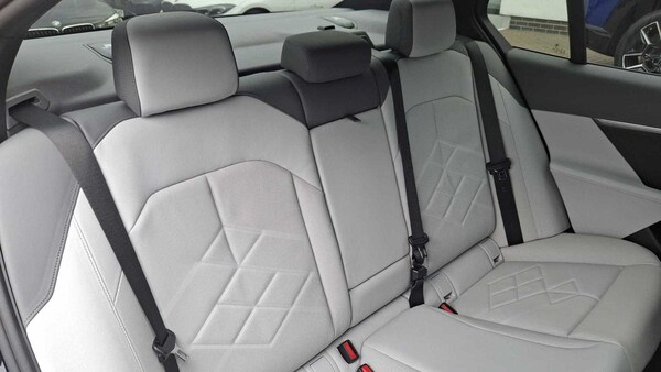 Used BMW i5 2025 for sale - 75260021: Photo 10