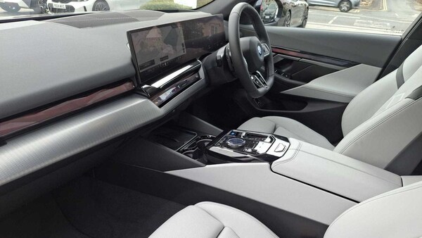 Used BMW i5 2025 for sale - 75260021: Photo 5