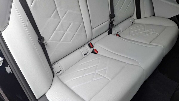 Used BMW i5 2025 for sale - 75260021: Photo 9