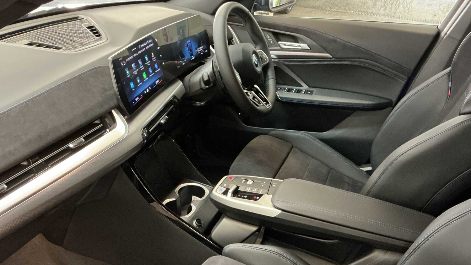 Used BMW iX2 2025 for sale - 76329130: Photo 8