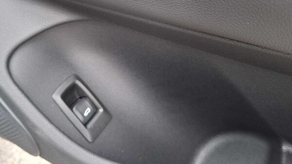Used BMW i4 2025 for sale - 75390547: Photo 26