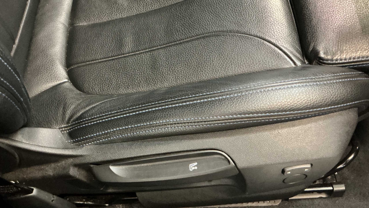 Used BMW 1 Series 2021 for sale - 76774090: Photo 21