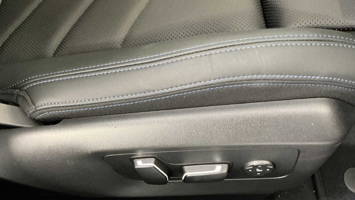 Used BMW 5 Series 2026 for sale - 78188078: Photo 12