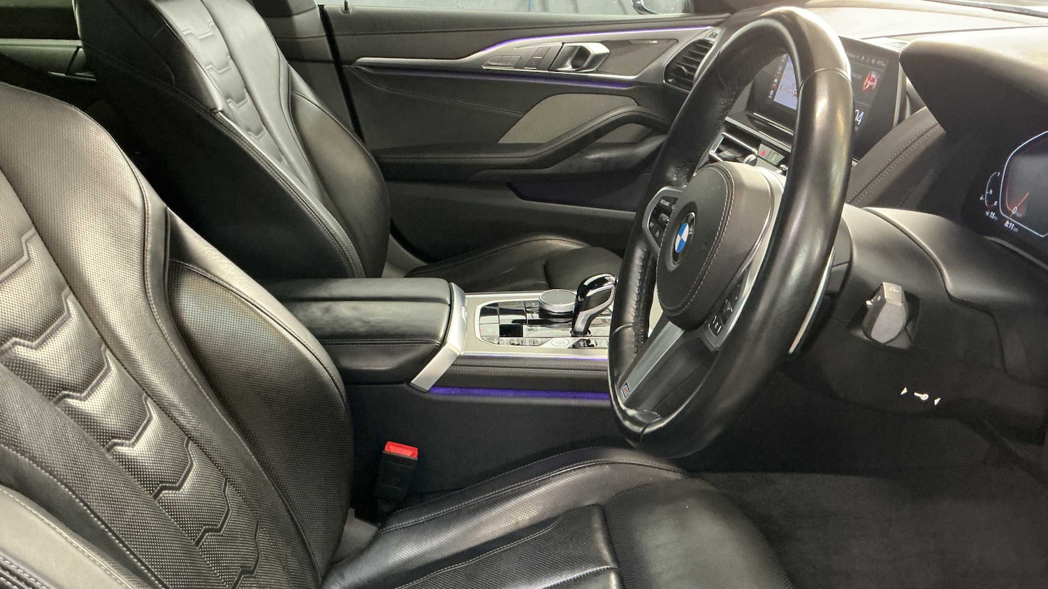 Used BMW 8 Series 2022 for sale - 77443337: Photo 5