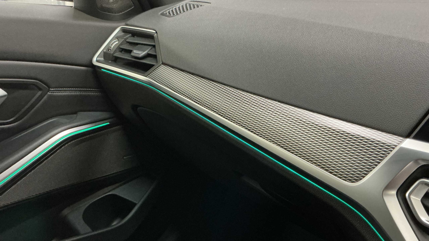 Used BMW 3 Series 2022 for sale - 77699020: Photo 29