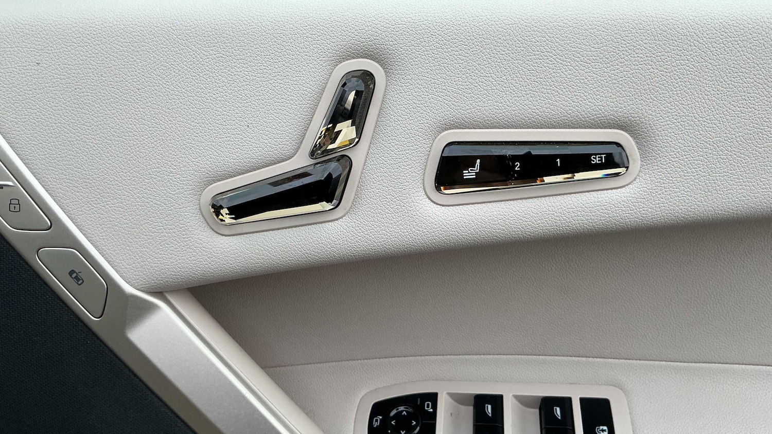 Used BMW iX 2022 for sale - 76476002: Photo 14