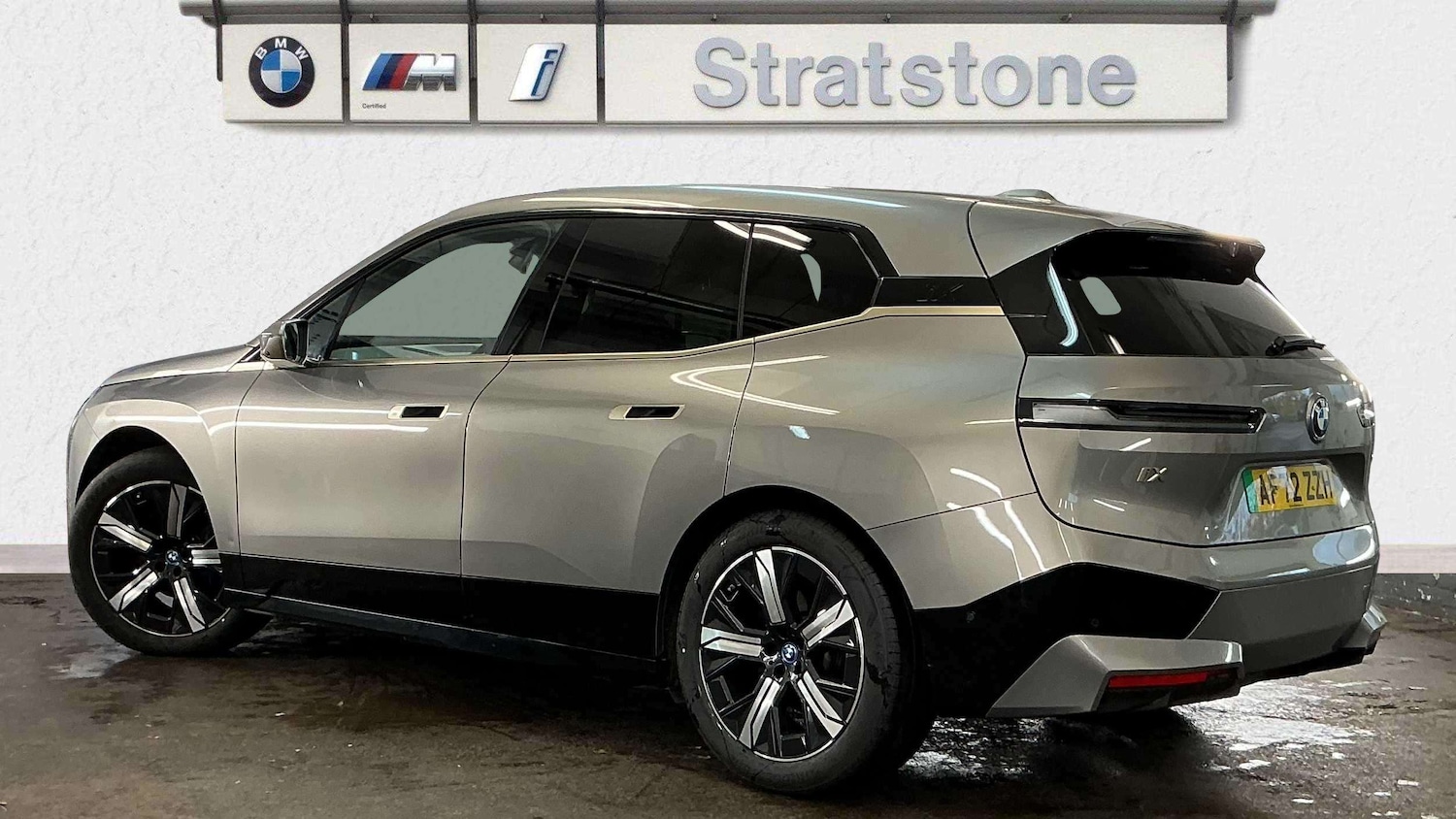 Used BMW iX 2022 for sale - 76476002: Photo 2